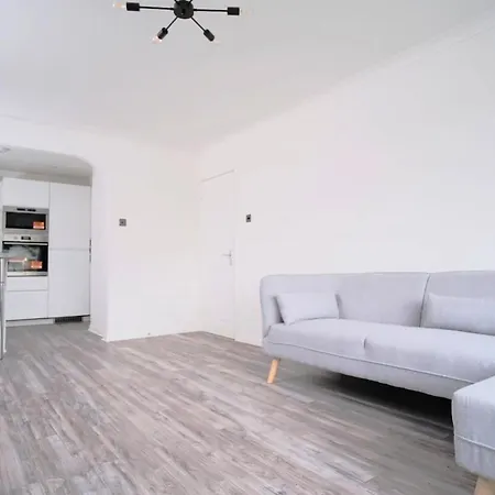 Newly Refurbished Property!